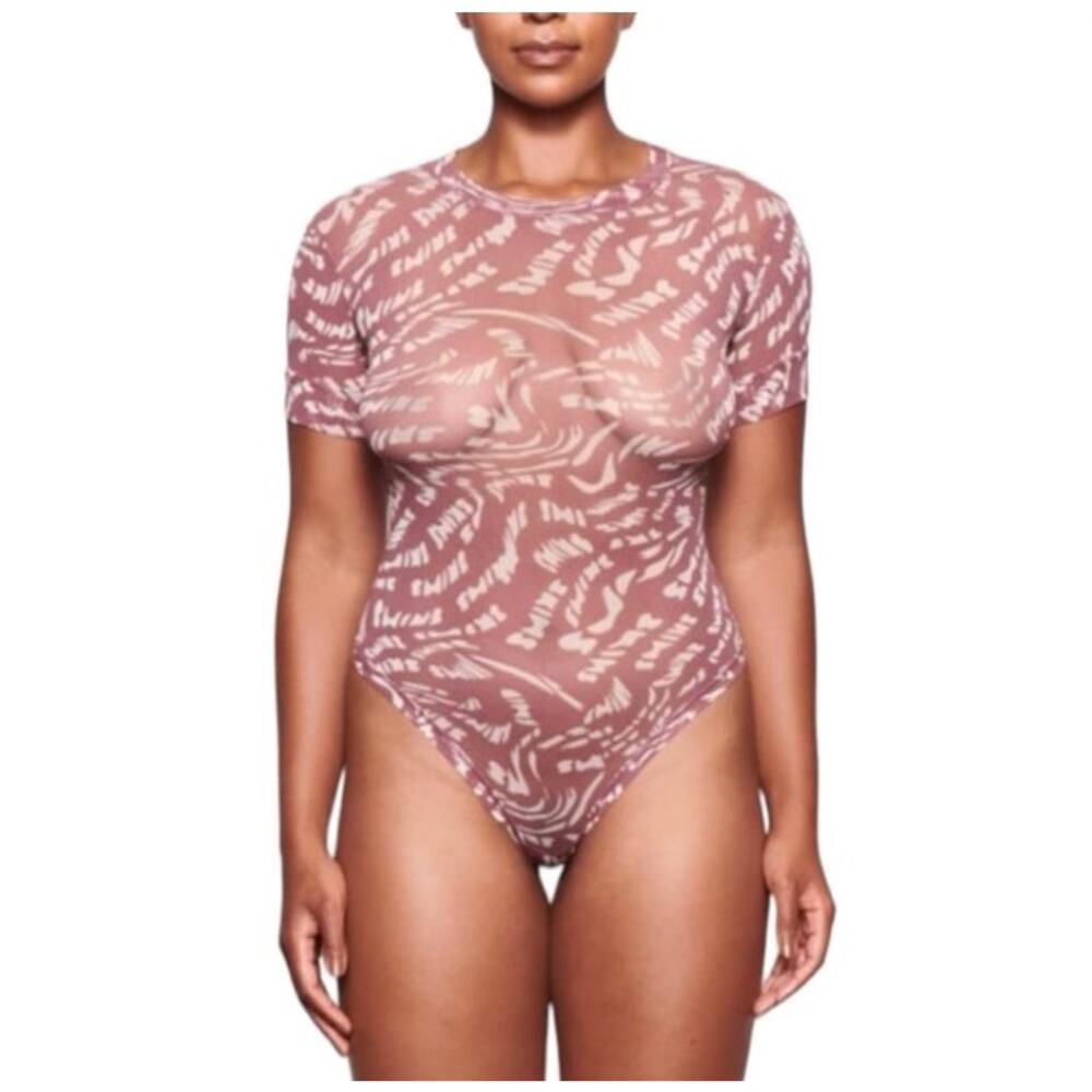 Skims Limited Edition Tshirt Bodysuit color Raspberry Swirl Size 4x retail $64